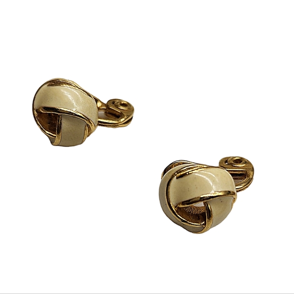 Monet Gold Tone Jewelry Bundle - Picture 8 of 8